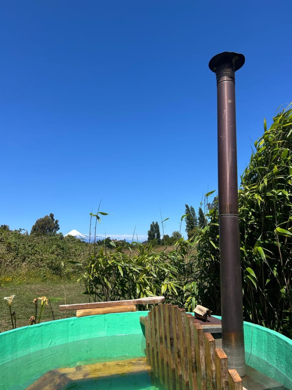 Cabaña acogedora con tinaja privada y vista al volcán, Puerto Octay House in Los Lagos, Chile