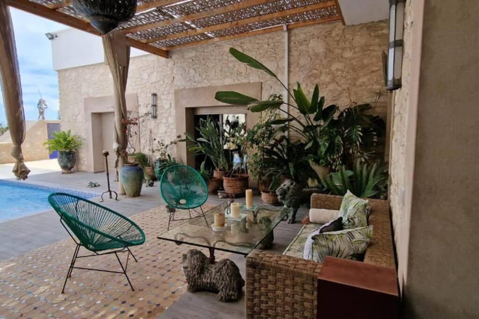 Beautiful Essaouira Escape Villa in Marrakesh-Safi