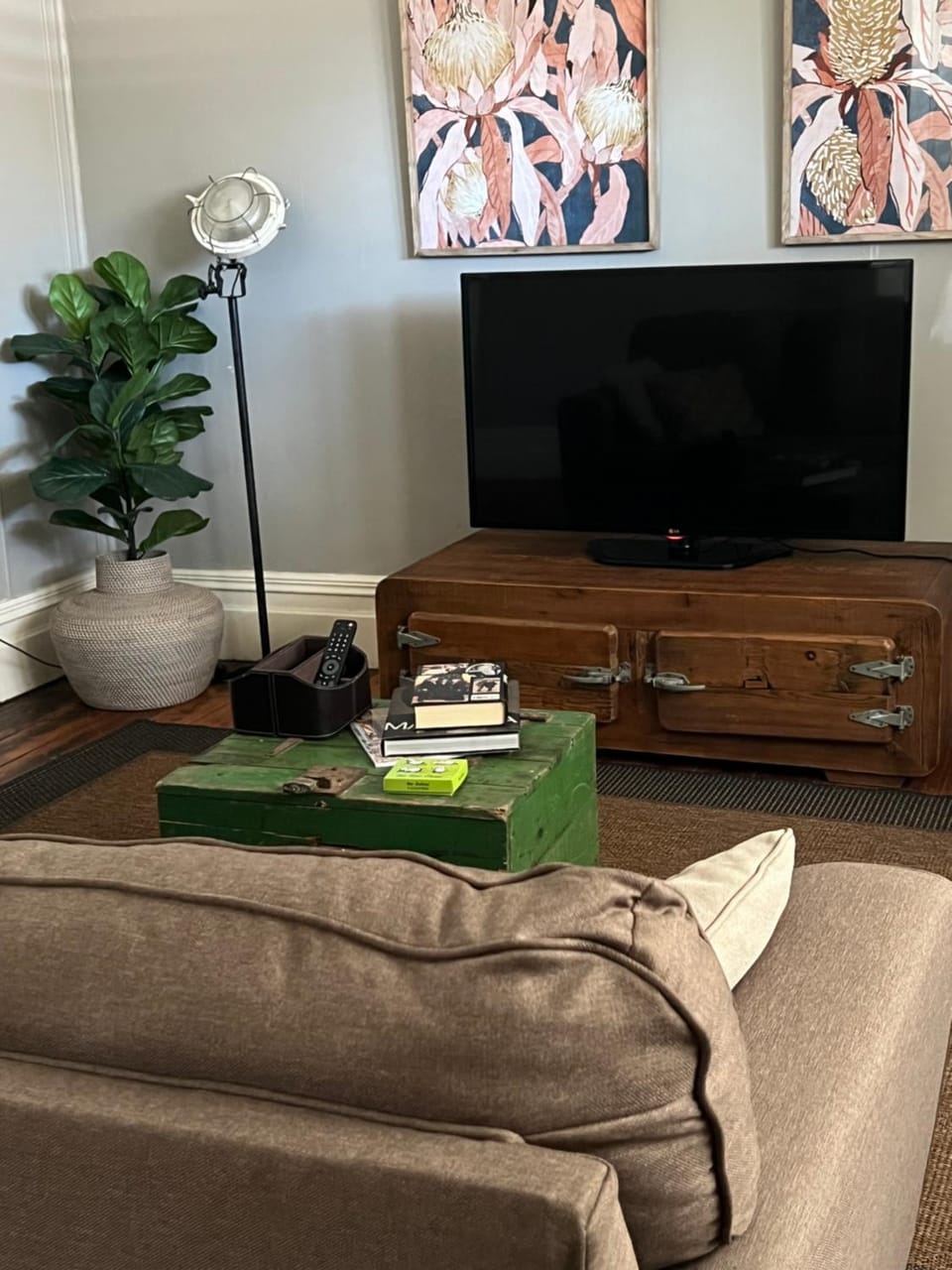 HEGGATON ArtHOUSE APARTMENTS Apartment in Victoria