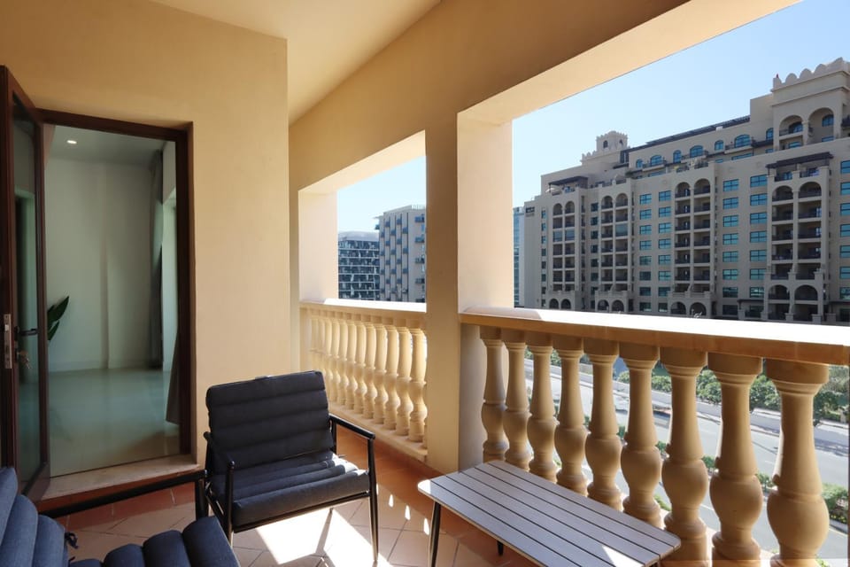 Day, Balcony/Terrace