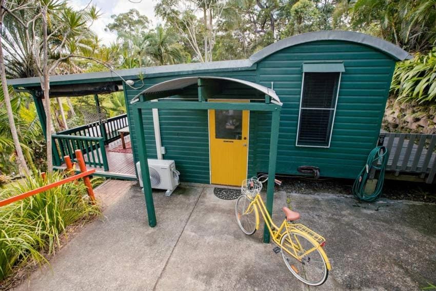 Birdsong Train Carriage Cabins Cabin in Palmwoods