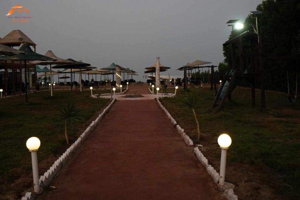Property building, Restaurant/places to eat, Day, Natural landscape, Children play ground, Beach, Beach, Breakfast