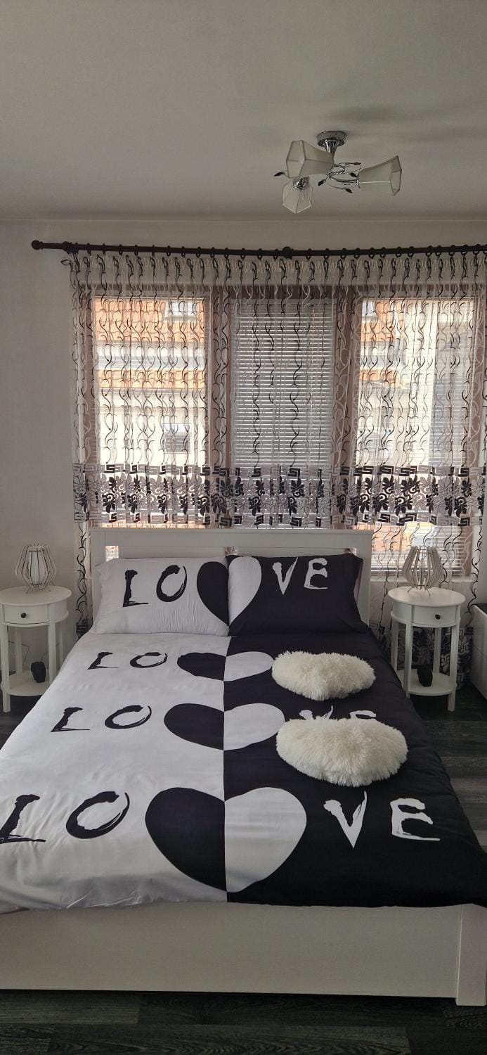 Black and White Apartment Apartment in Plovdiv Province