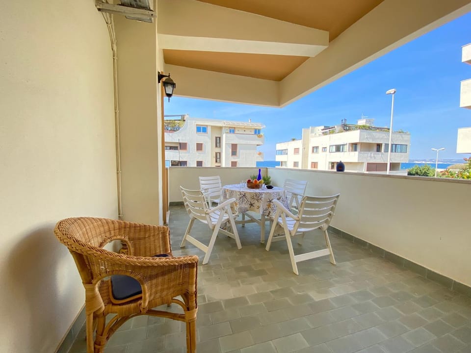 Patio, Balcony/Terrace