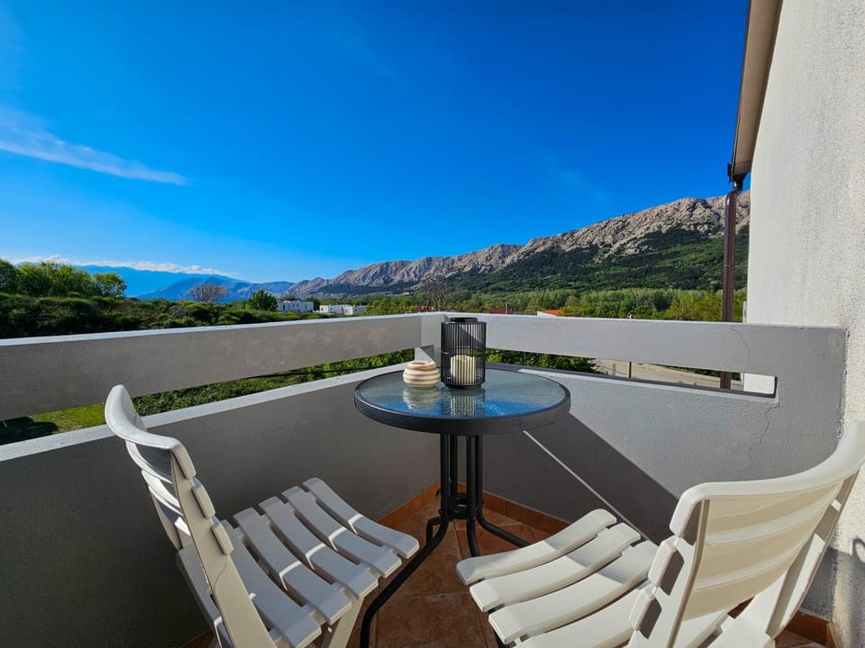 View (from property/room), Balcony/Terrace