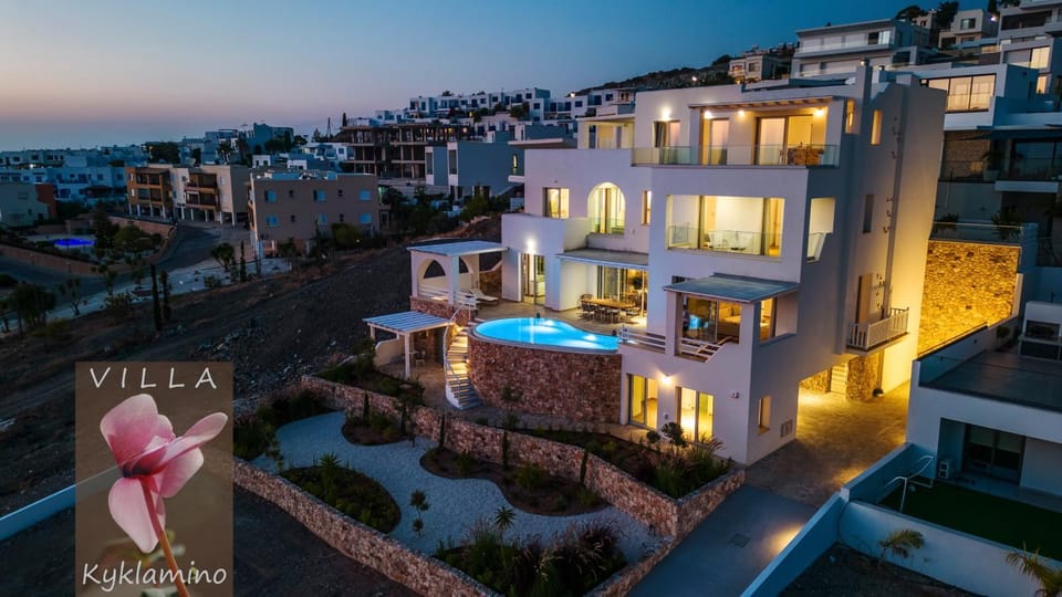 Property building, Night, Bird's eye view