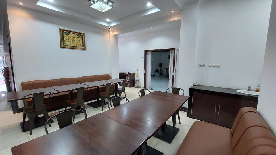 Mami Hotel Hotel in West Sumatra, Indonesia