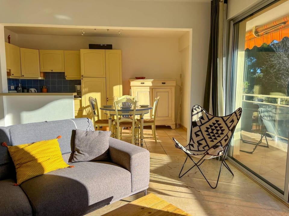 L'appartement des Cyclades Apartment in Le Lavandou