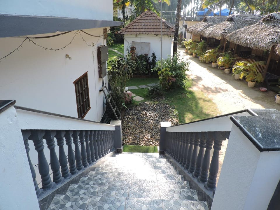 Property building, Day