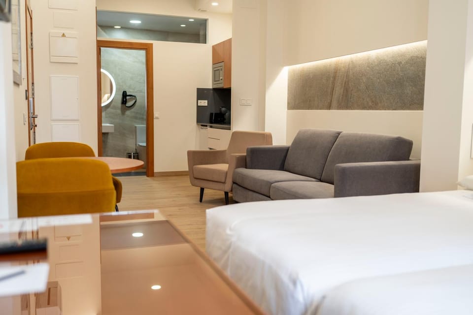 Torreluz SUITES Apartment in Almería
