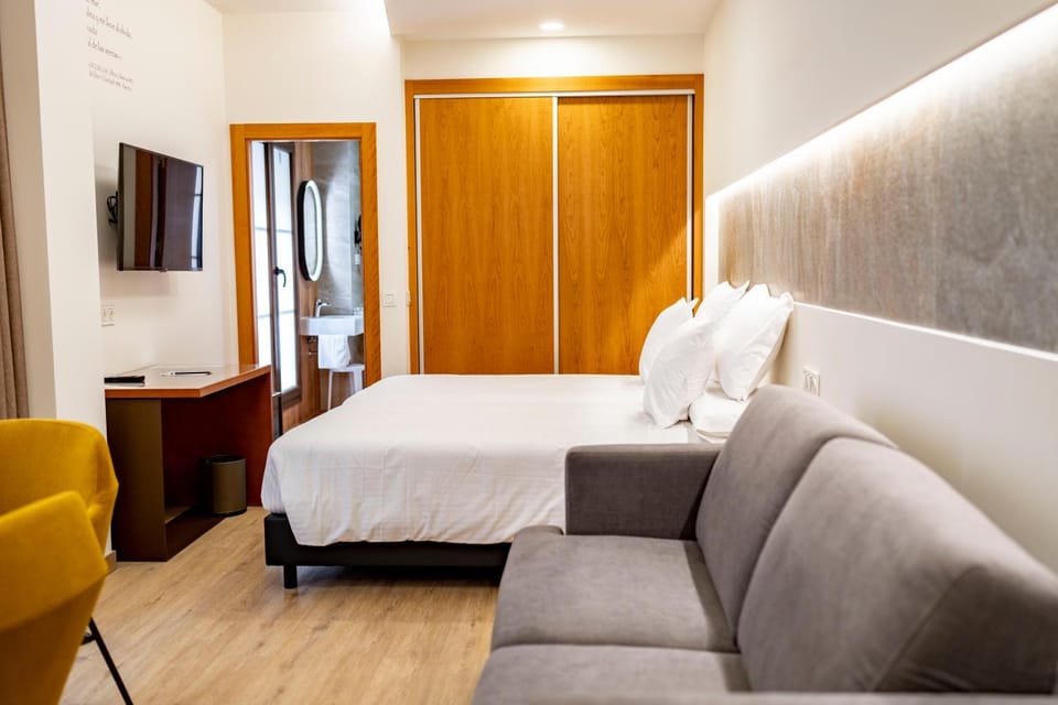 Torreluz SUITES Apartment in Almería