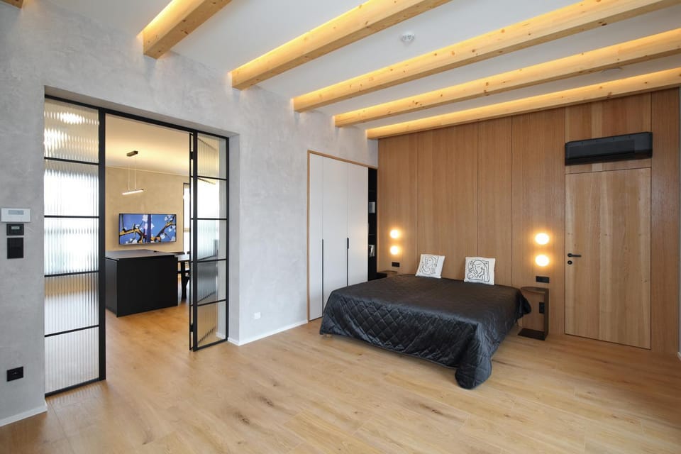 Bed, Bedroom, air conditioner