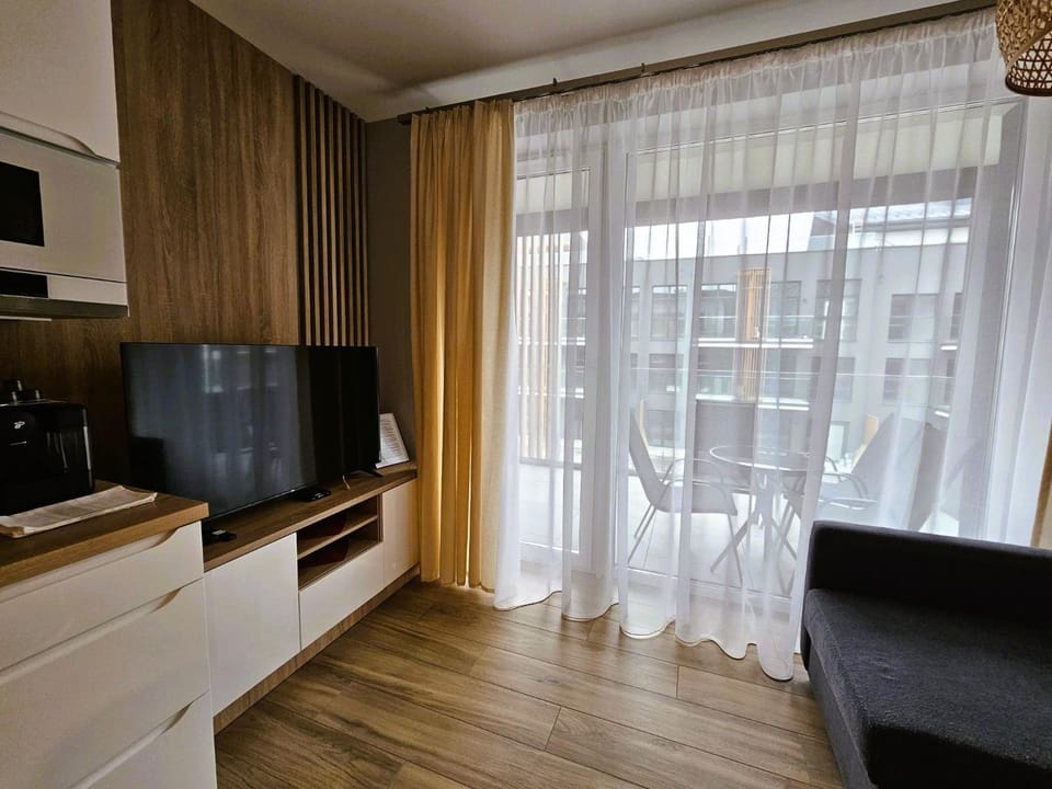 Communal lounge/ TV room, TV and multimedia