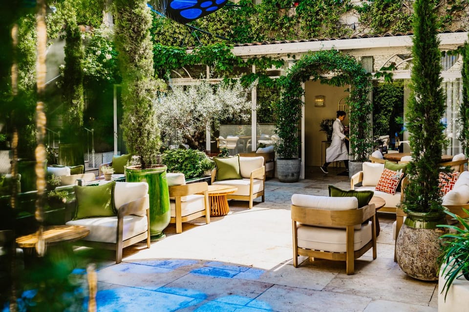 Patio, Restaurant/places to eat