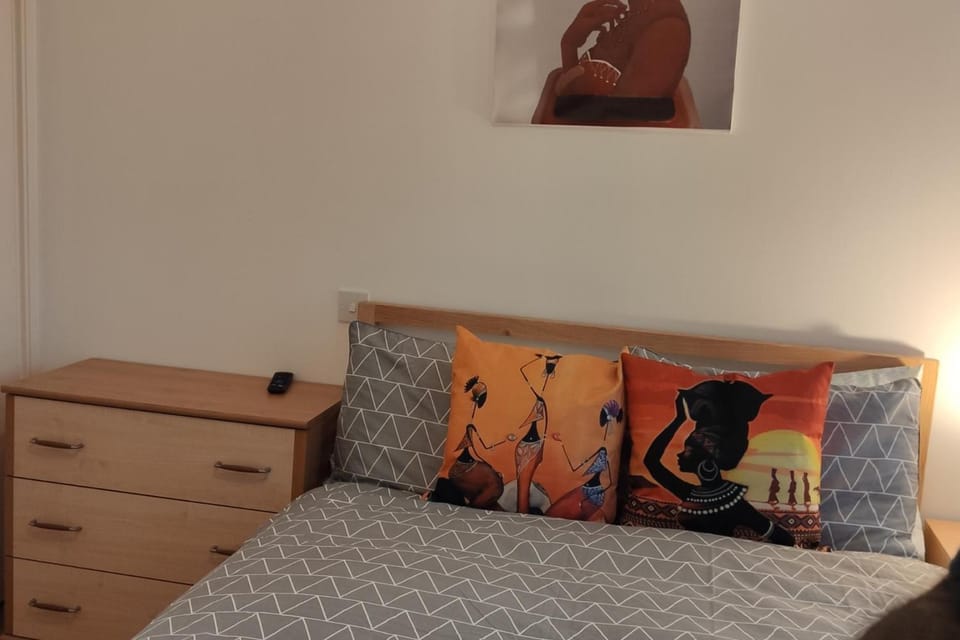 Apartment - Sleeps 4 - Parking - WiFi Apartment in Colchester