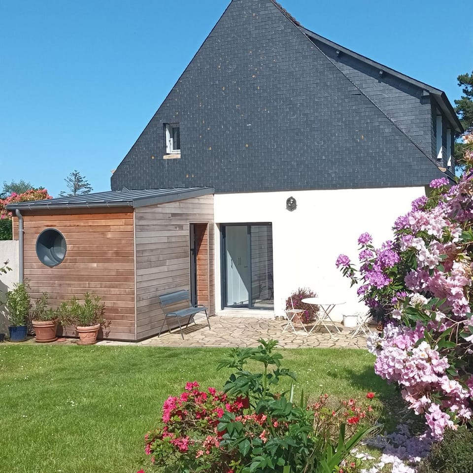 Ty Sklaer, à 200 m de la mer House in Penvénan