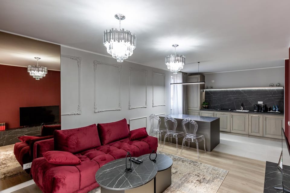 Kitchen or kitchenette, Living room, Dining area