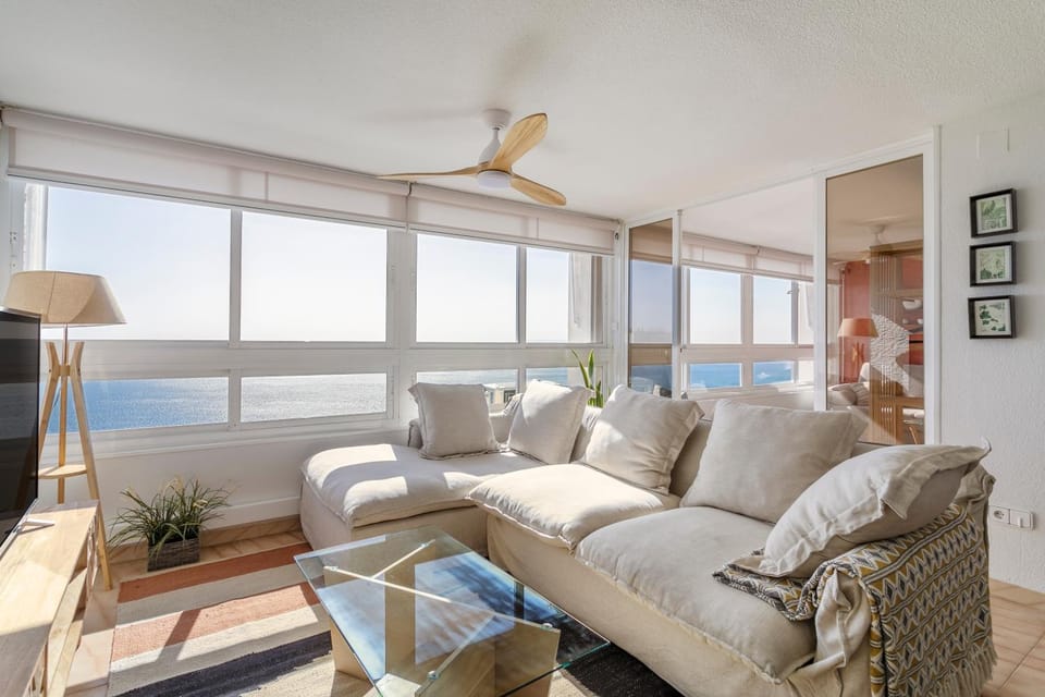 Living room, Sea view