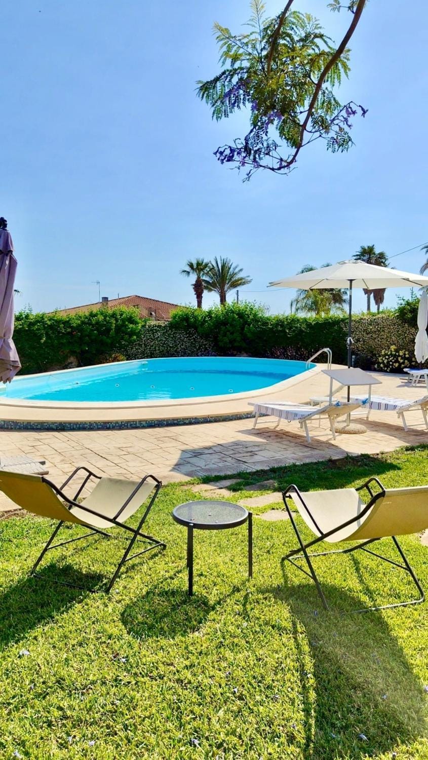 Tedimo Mare Villa in Marina di Ragusa