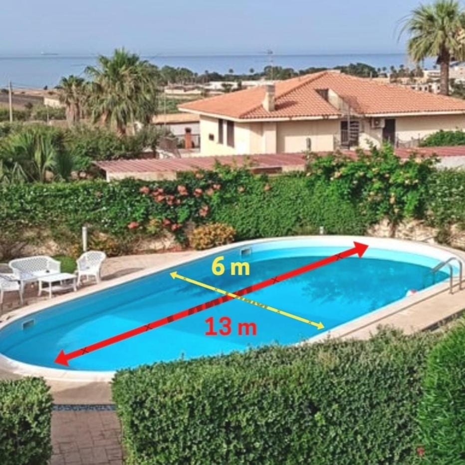 Pool view, Pool view, Sea view, Sea view, Swimming pool
