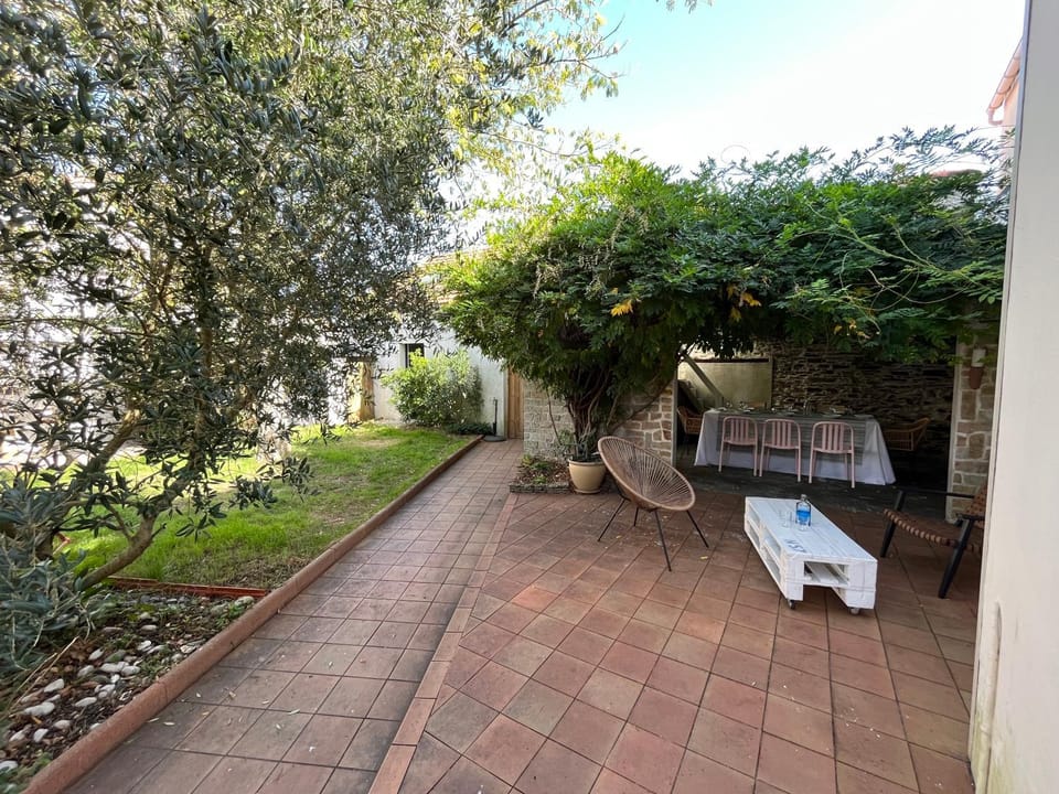 Patio, Garden, Balcony/Terrace, Balcony/Terrace, Garden view
