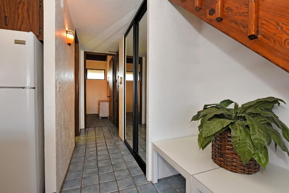 Papakea Condo Unit D402 Apartment in Kaanapali