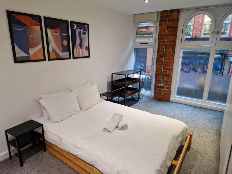 1 Bed Northern Quarter Flat Tib Street Apartment in Manchester