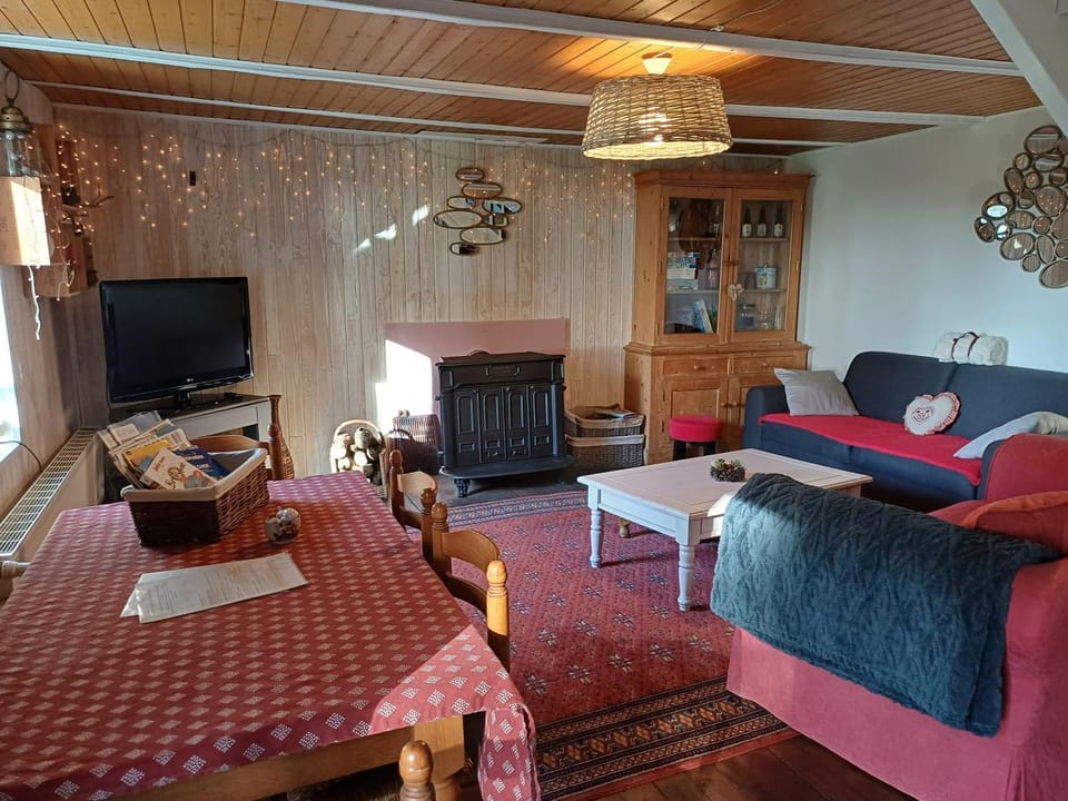 TV and multimedia, Living room, flat iron