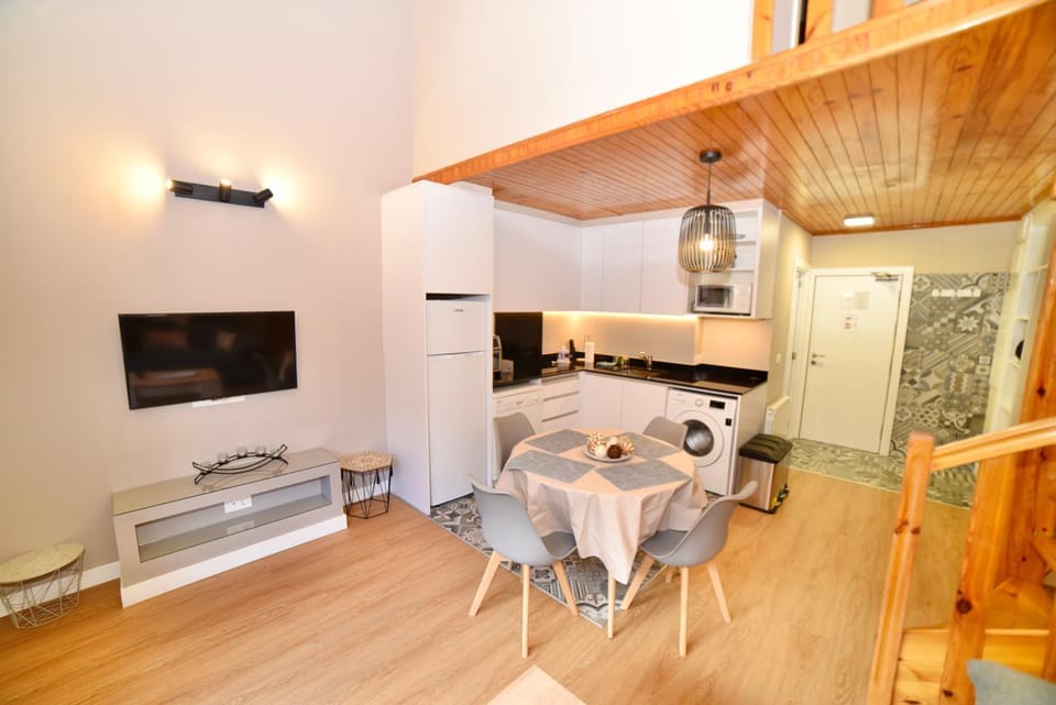 TV and multimedia, Living room, Communal kitchen