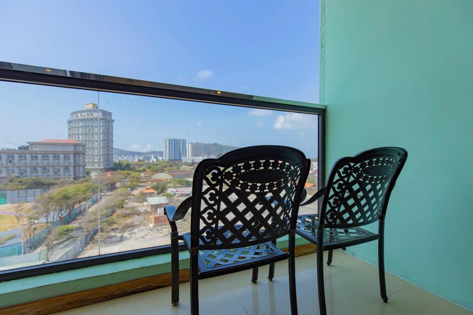 View (from property/room), City view