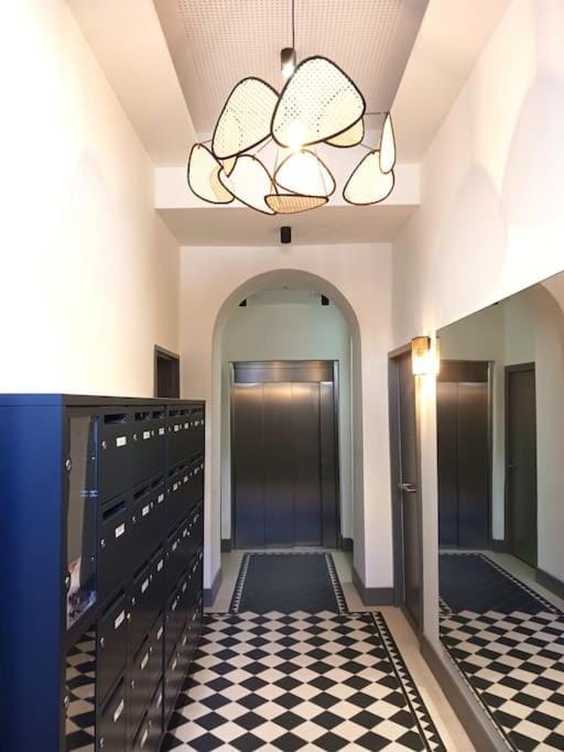 elevator