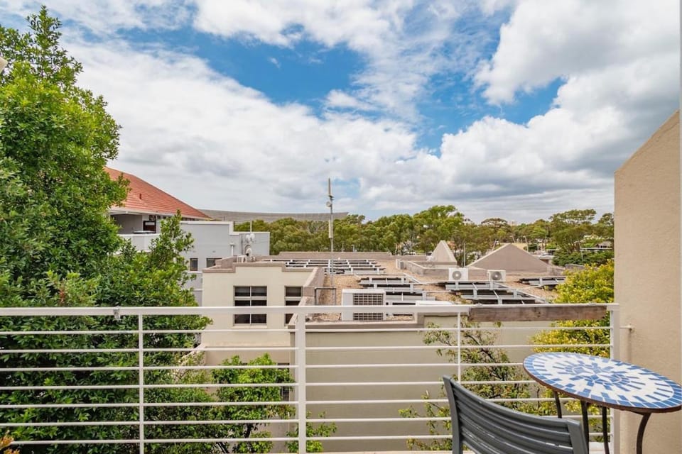 Green Point Living with Stadium View Apartment in Cape Town