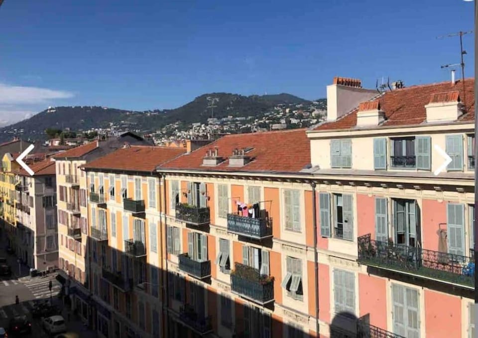Stylish 4-star cocoon with terrace - port center Apartment in Nice
