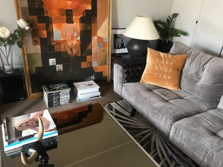 Stylish 4-star cocoon with terrace - port center Apartment in Nice