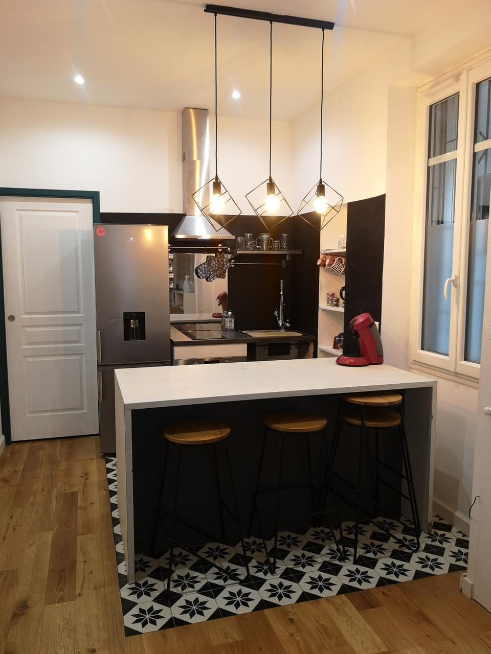 Dining area, kitchen