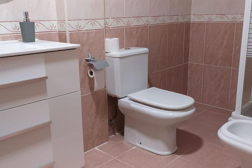 Toilet, Bathroom