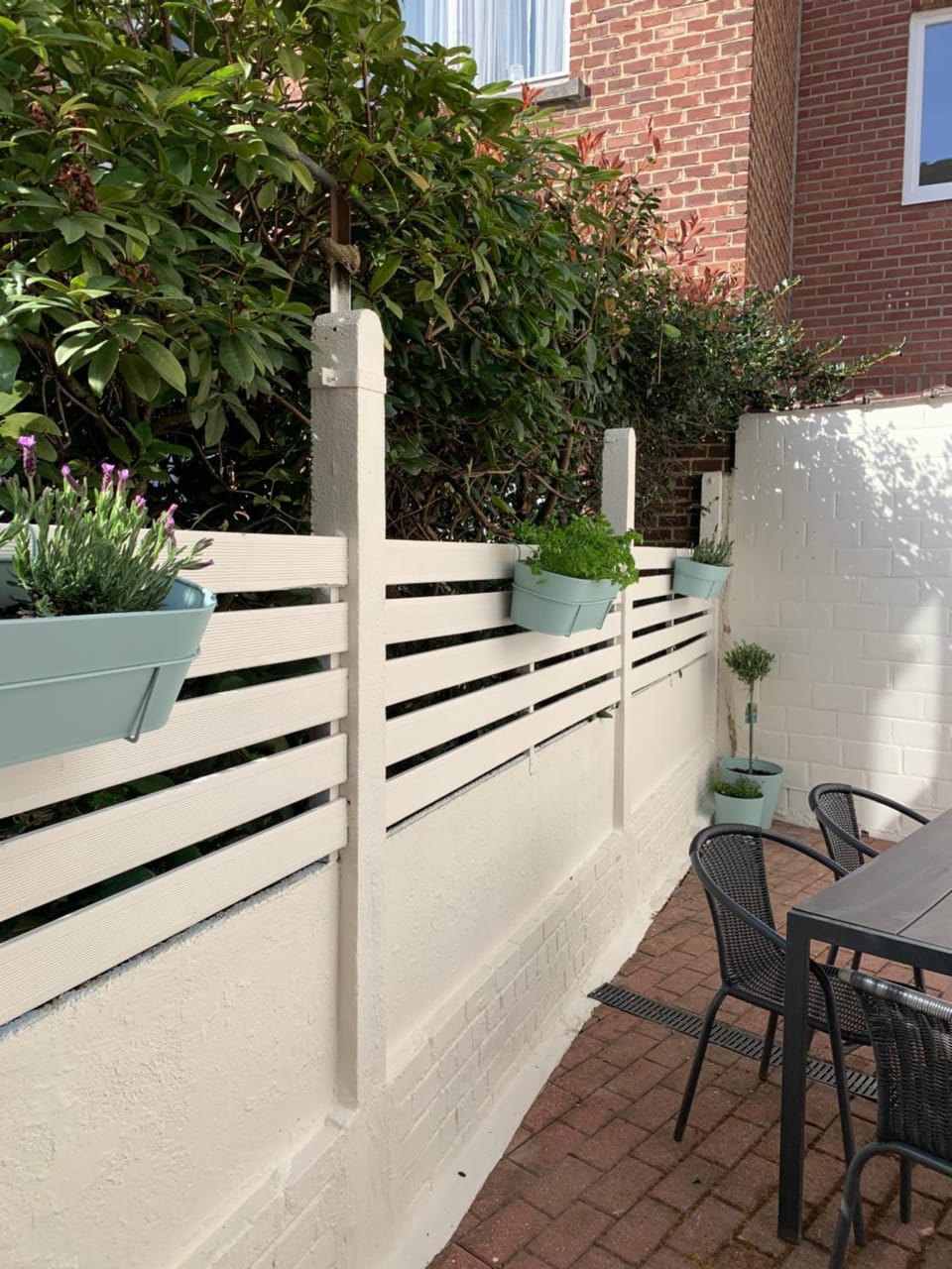 Une belle étage à Stockel with charming patio Apartment in Flanders