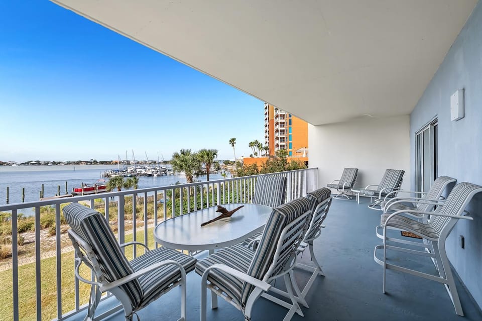 South Harbour Unit 2D House in Pensacola Beach