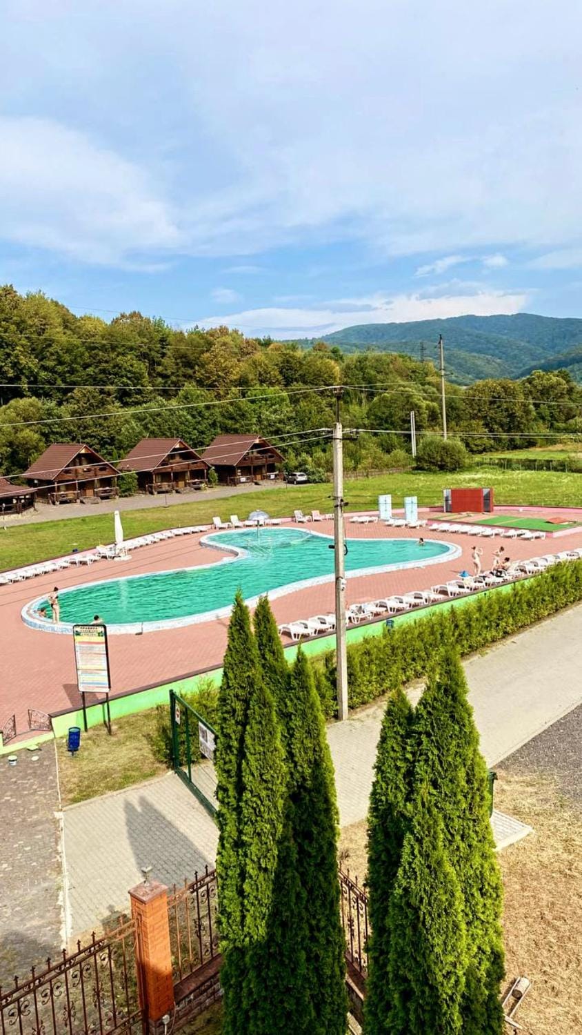 Day, Natural landscape, Pool view, Swimming pool