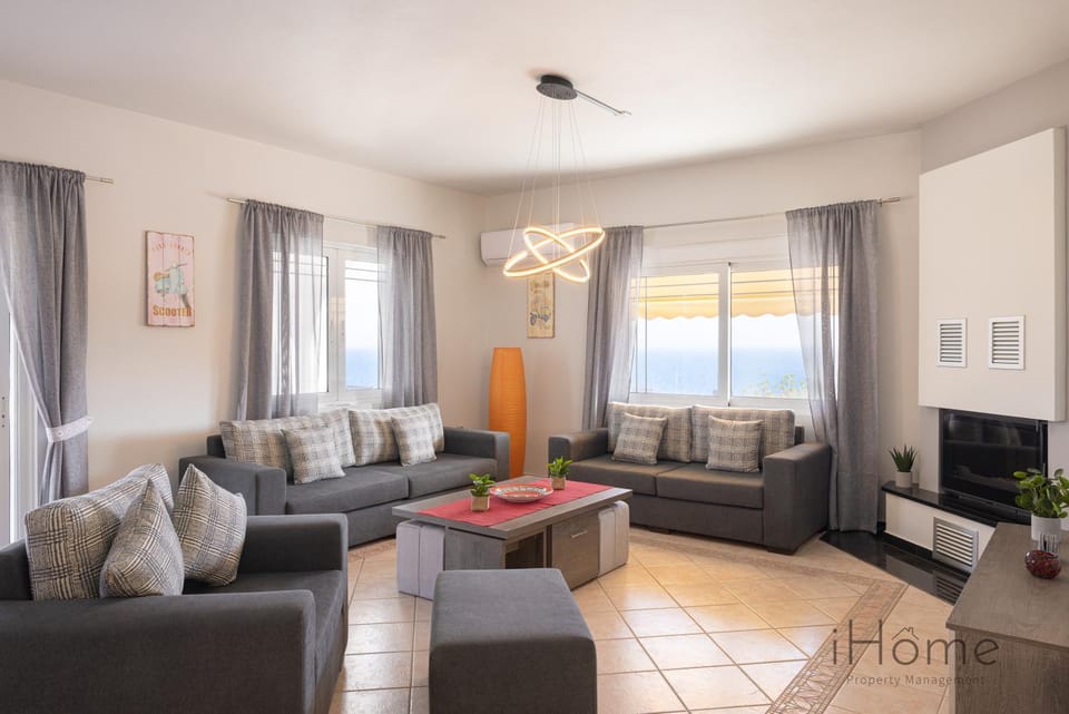 TV and multimedia, Living room, Seating area