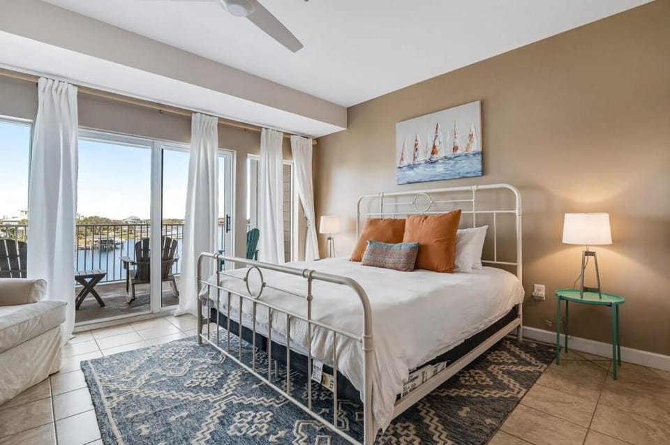Beach N' Bay House in Pensacola Beach