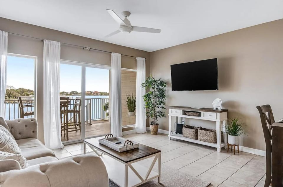 Beach N' Bay House in Pensacola Beach