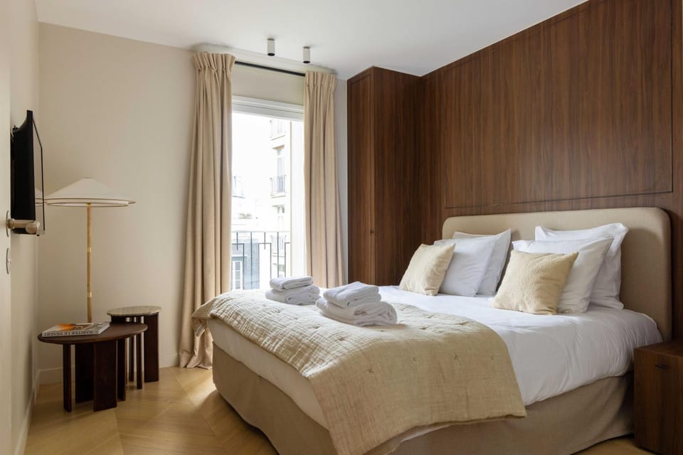 Spacious apartment - 3BR-8P - Eiffel Tower Apartment in Paris