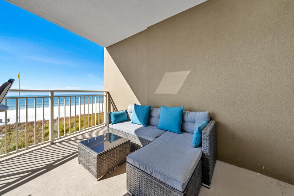 Emerald Beach 225 by Emerald Coast Retreats Apartment in Panama City Beach