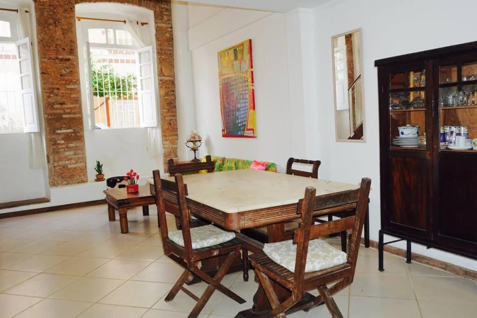 Seating area, Dining area