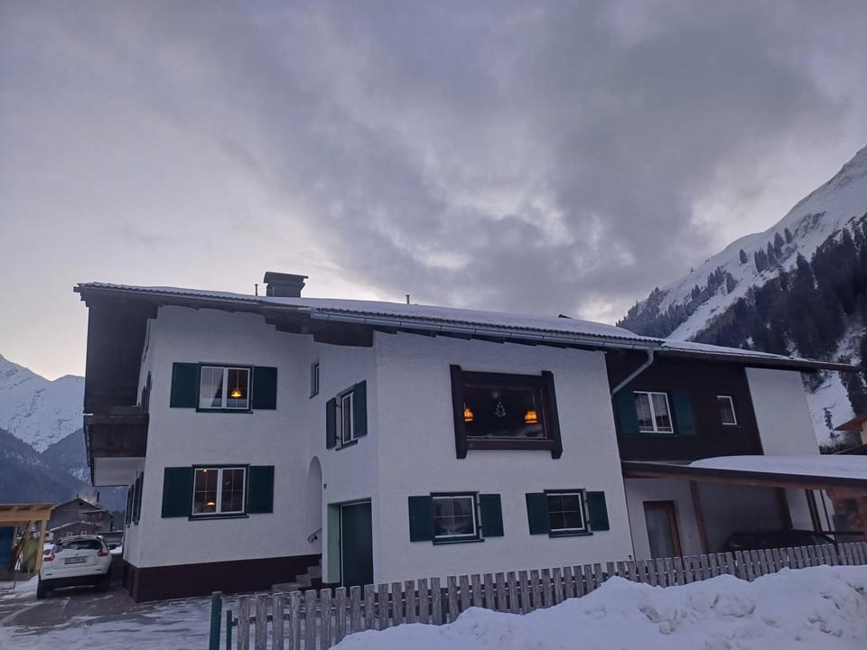 Property building, Natural landscape, Winter, Mountain view