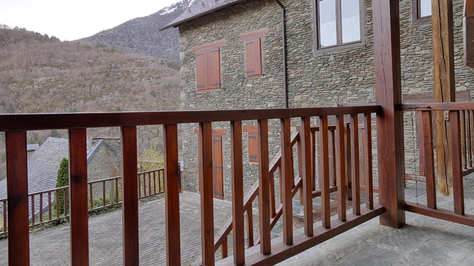 CASA PINCELA House in Catalonia