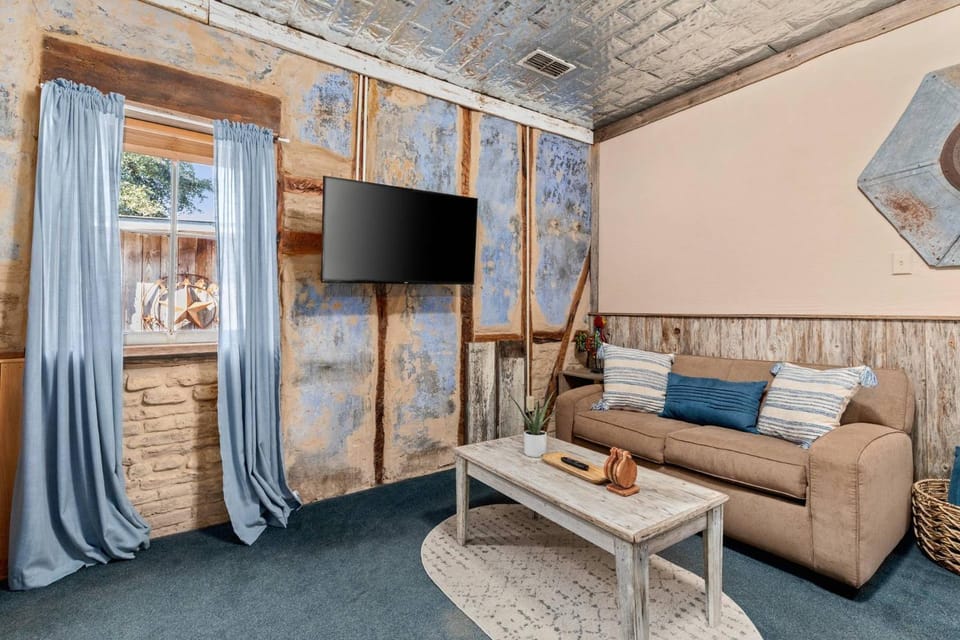 #7 The Hideaway House in New Braunfels