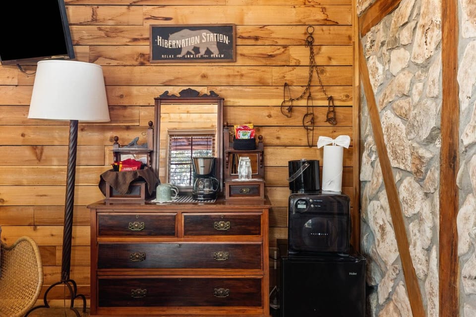 #8 The Cabin Cabin in New Braunfels