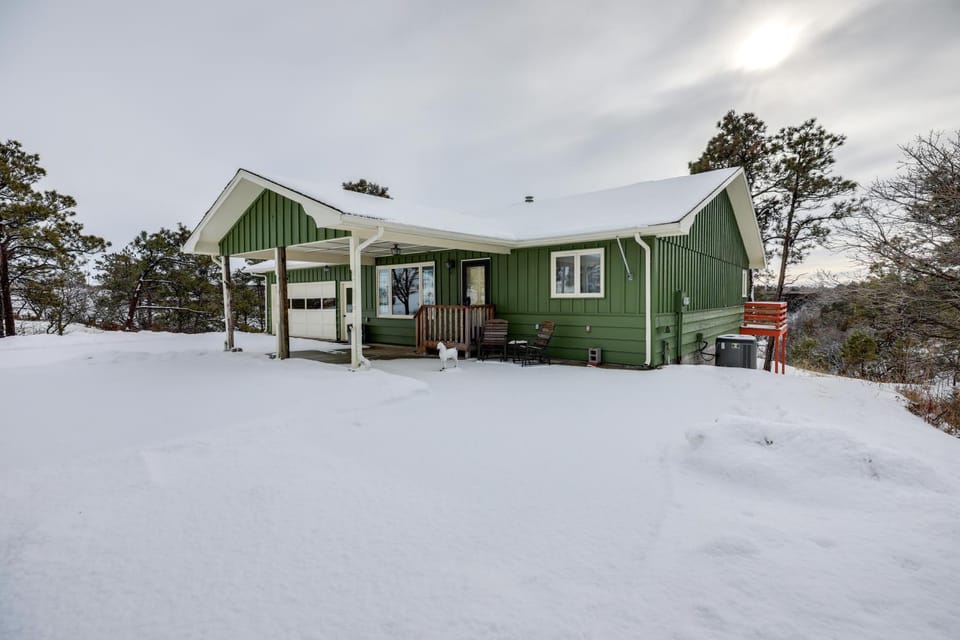 Long Pine Home: 2 Mi to State Recreation Area House in Nebraska